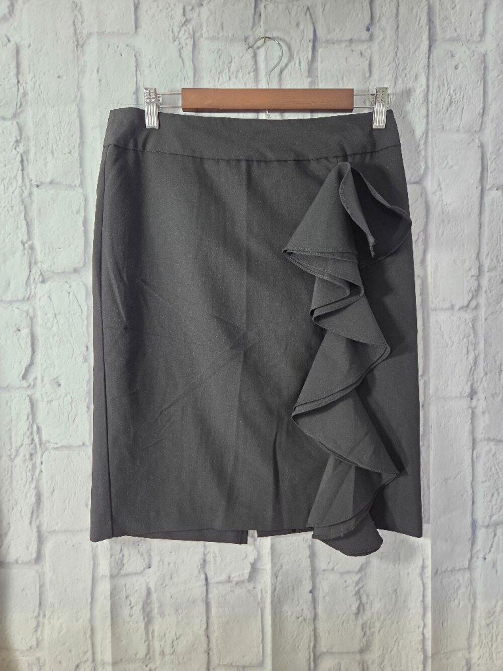 Charlotte Russe Large Black Front Ruffle Detail Straight Pencil Skirt